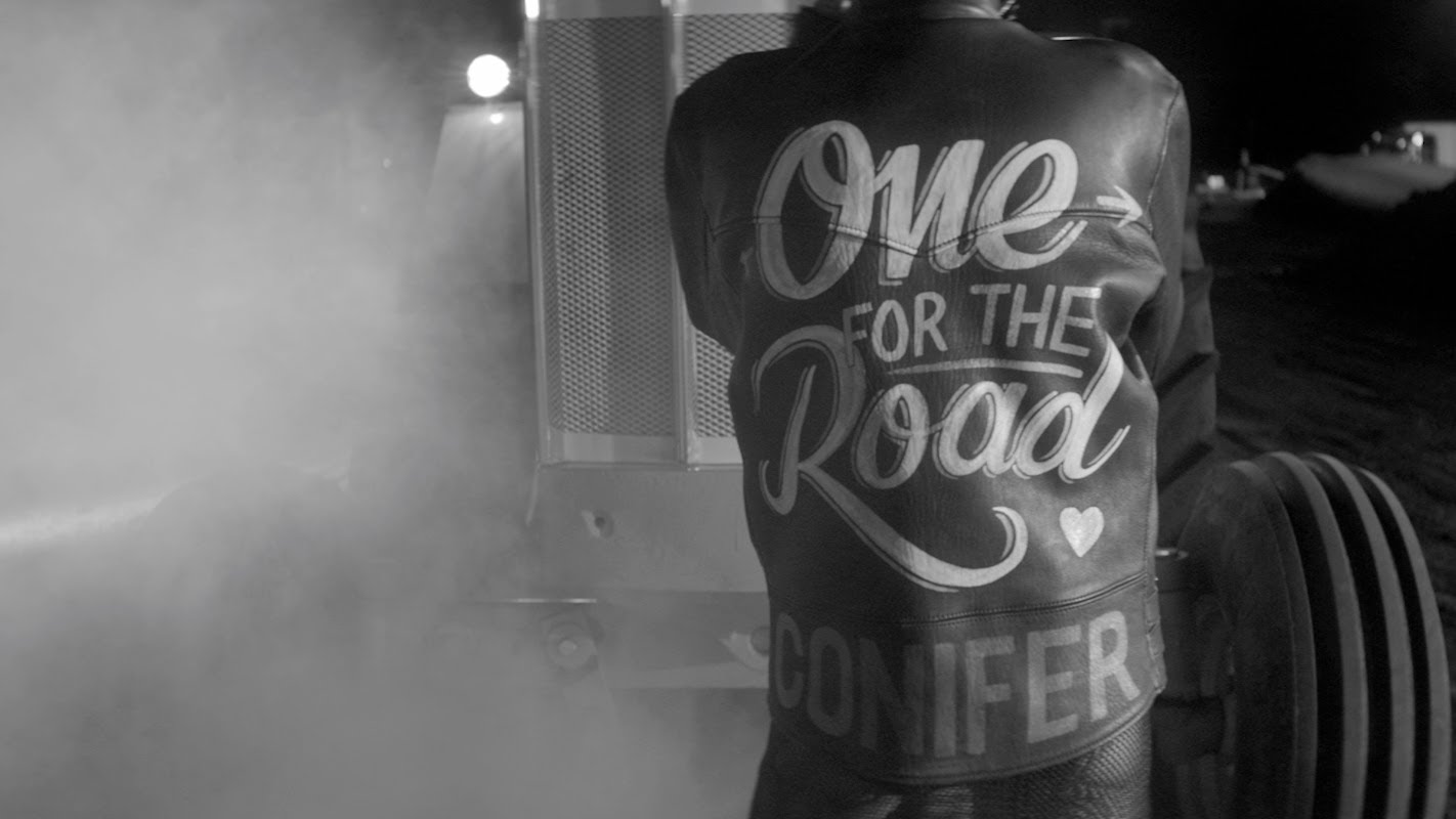 arctic-monkeys-one-for-the-road-official-video