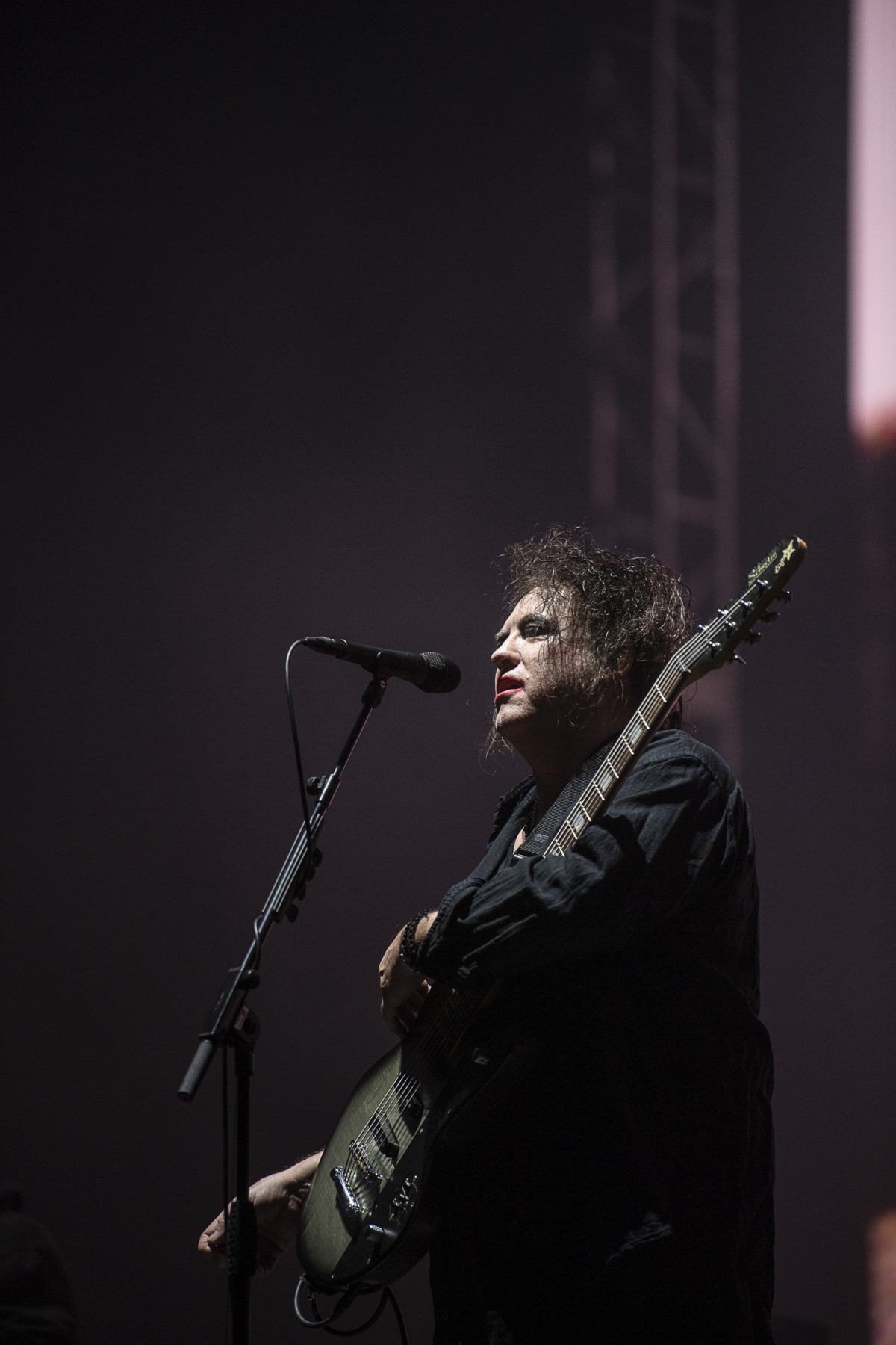 THE CURE11