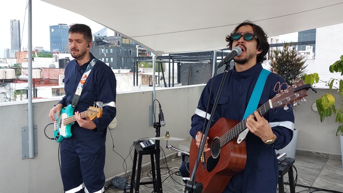 Okills enciende la intimidad en Playhaus y prepara la gran fiesta en el Foro Indie Rocks